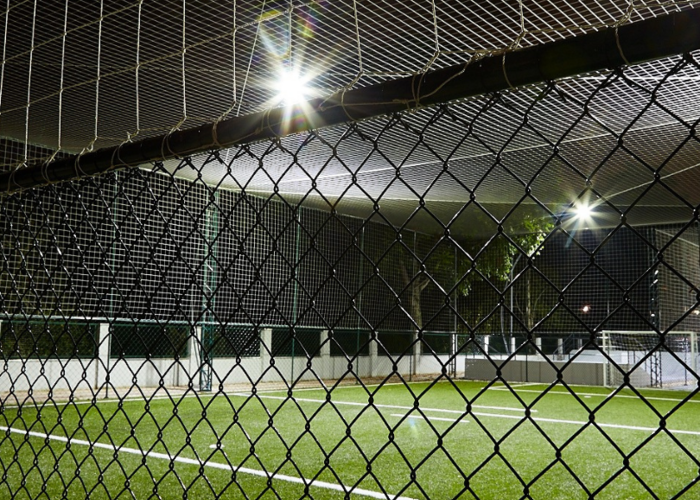 A luz certa faz a diferença: guia de iluminação LED para esportes