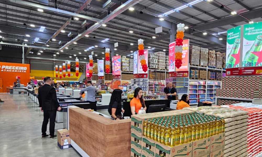 Supermercados mais atrativos: o poder da iluminação LED bem planejada